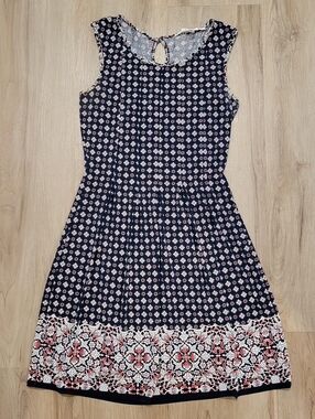 Max Studio Women's Sleeveless Dress Size Small Floral Fit & Flare Girly Chic